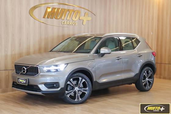 VOLVO XC40 1.5 T5 RECHARGE INSCRIPTION GEARTRONIC